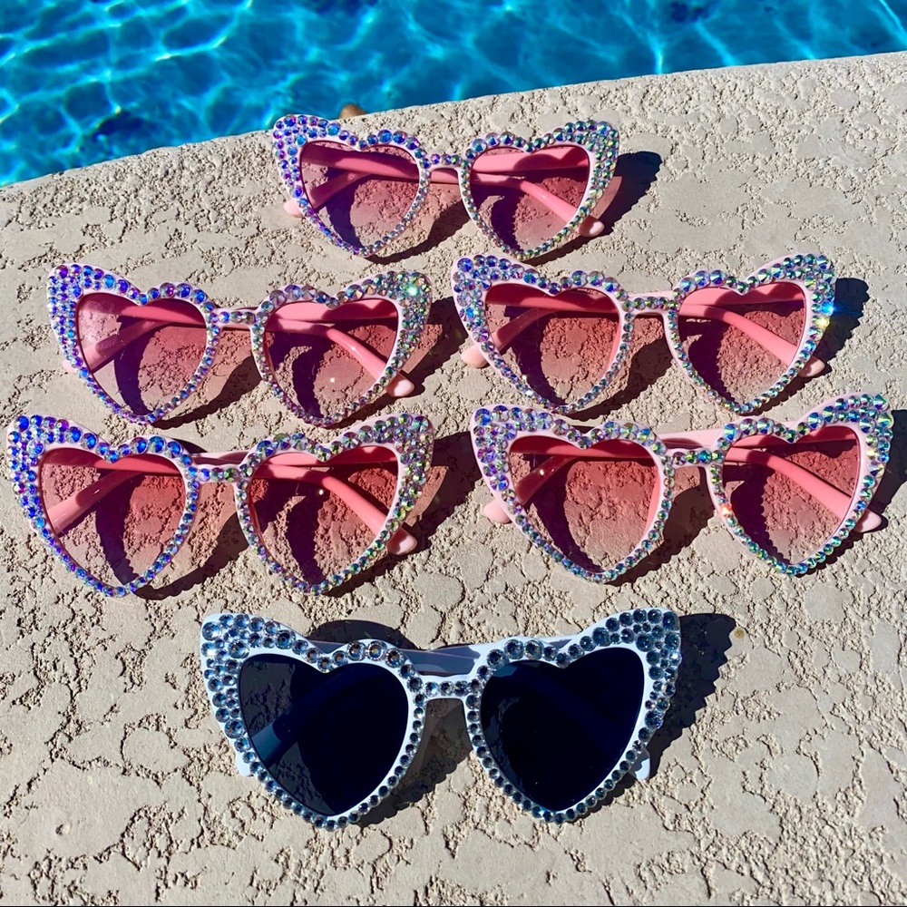NEW Bachelorette party sunglasses!  Made to order!! Any # of glasses!